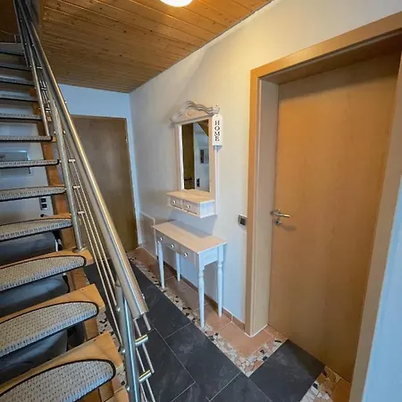 Geraeumiges Maisonette 公寓 *