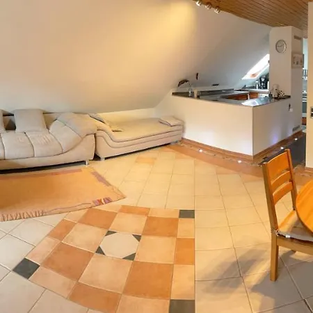 Geraeumiges Maisonette